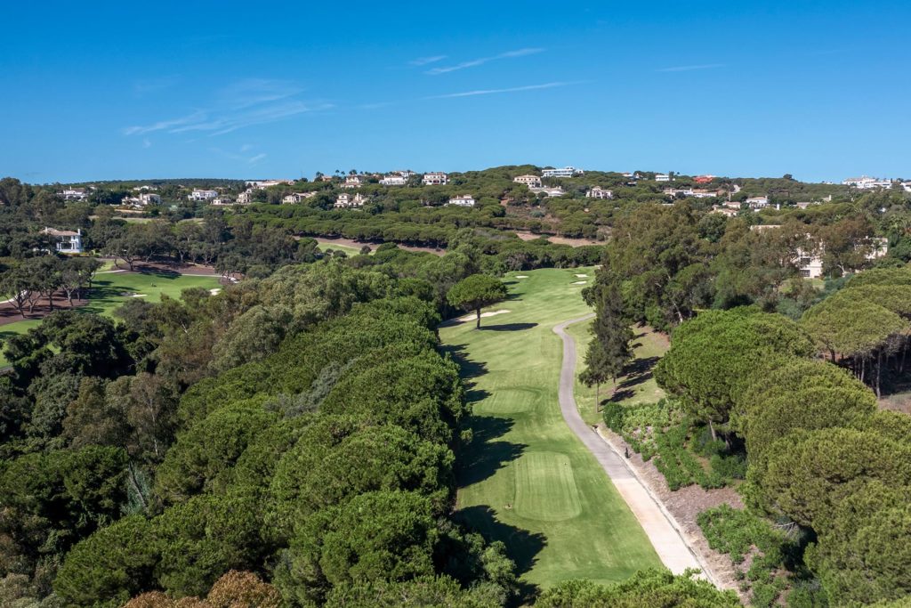 7 Important details you should know before choosing a golf course